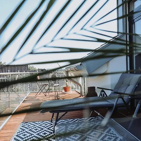 Modern Loft/apartment Near Bonn Dtag/dhl/un Königswinter