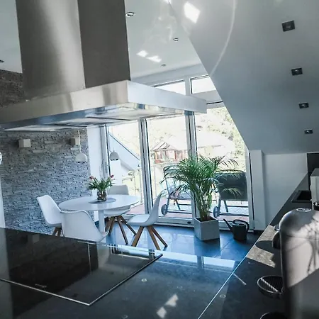 Modern Loft/apartment Near Bonn Dtag/dhl/un アパート